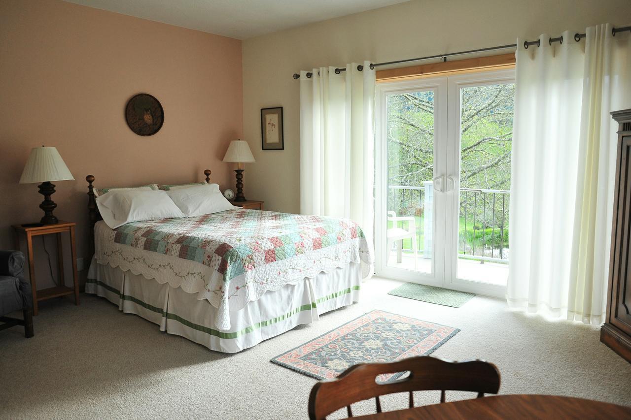 Lucky Mud Inn And Disc Golf Resort Skamokawa Εξωτερικό φωτογραφία